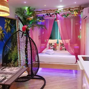 https://wonder-paradisio-studio-nerja.es-andalucia.com
